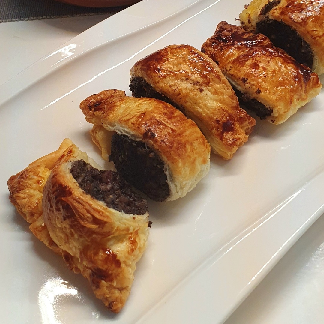 Krvavice v listnatem testu recept